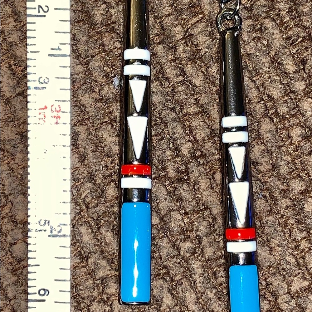 Native earrings - Picture 2 of 3